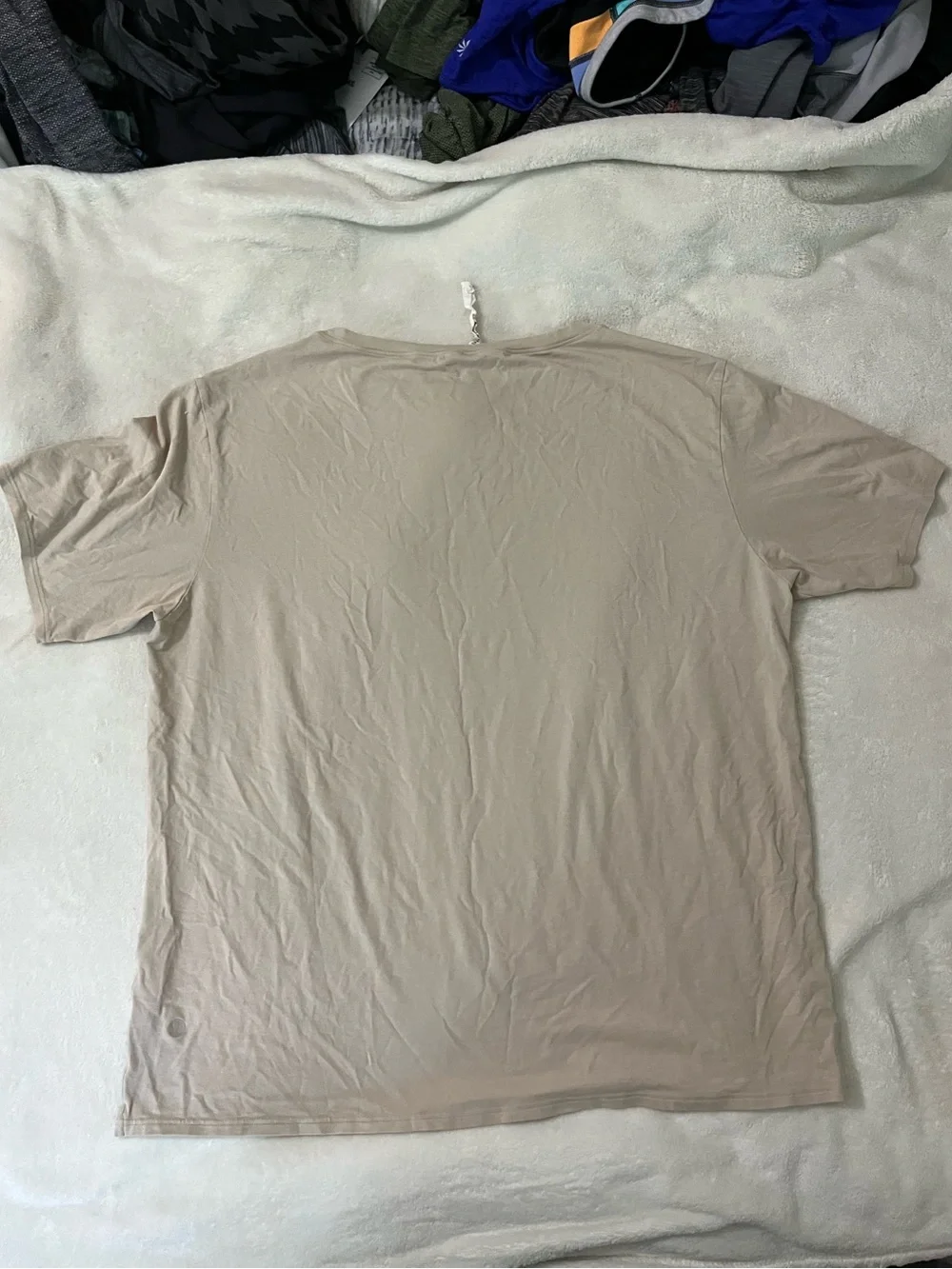 Lululemon Tee - Picture 2 of 4